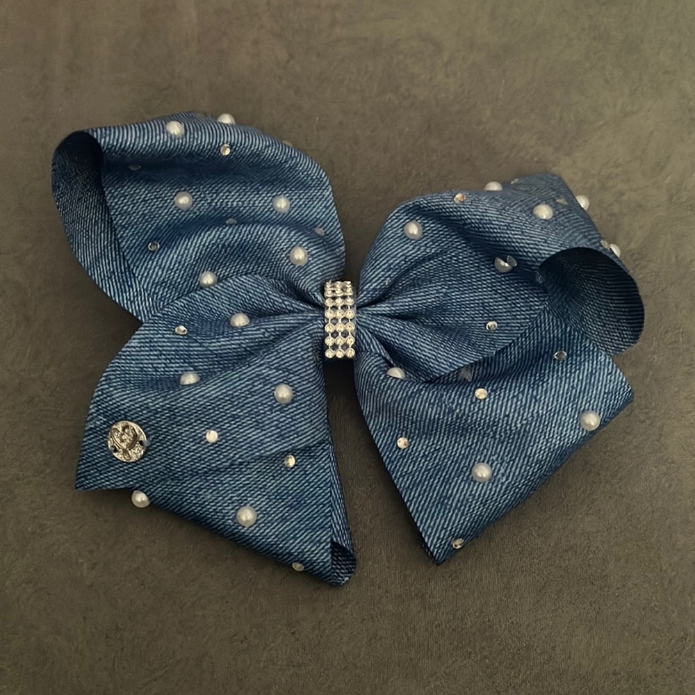 Hair bow